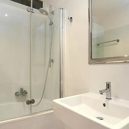 Apartament Extraordinary Penthouse Near Turn Eiffel! Paryż
